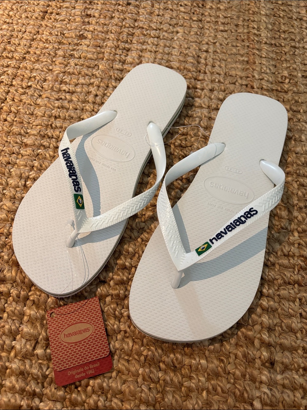 Havaianas White Flip Flops with Brazilian Flag Detail